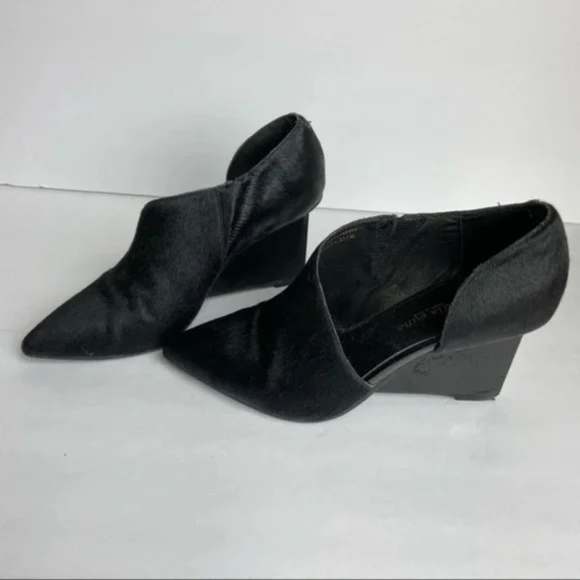 Venilla Suite Pointed Pony Hair Wedge Heels - Picture 3 of 5
